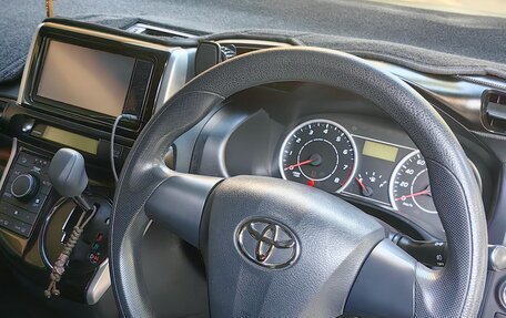 Toyota Wish II, 2009 год, 1 450 000 рублей, 12 фотография