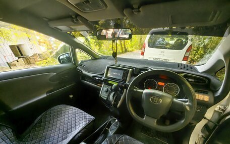 Toyota Wish II, 2009 год, 1 450 000 рублей, 14 фотография