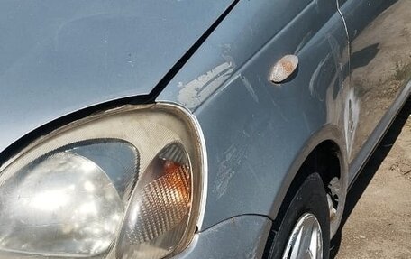 Toyota Vitz, 1999 год, 150 000 рублей, 3 фотография