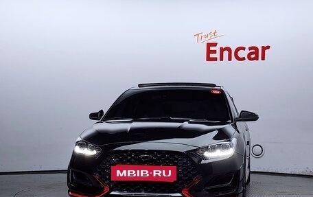 Hyundai Veloster II, 2022 год, 1 277 777 рублей, 2 фотография