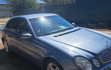 Mercedes-Benz E-Класс, 2002 год, 850 000 рублей, 2 фотография