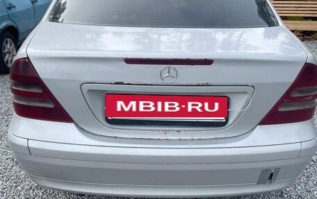 Mercedes-Benz C-Класс, 2001 год, 330 000 рублей, 4 фотография