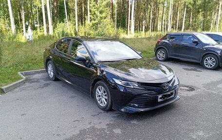 Toyota Camry, 2020 год, 3 150 000 рублей, 4 фотография
