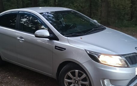 KIA Rio III рестайлинг, 2013 год, 850 000 рублей, 2 фотография