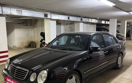 Mercedes-Benz E-Класс, 2001 год, 1 250 000 рублей, 1 фотография