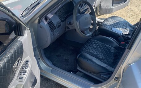 Hyundai Accent II, 2008 год, 650 000 рублей, 3 фотография