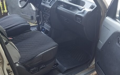 Mitsubishi Pajero III рестайлинг, 1994 год, 380 000 рублей, 10 фотография