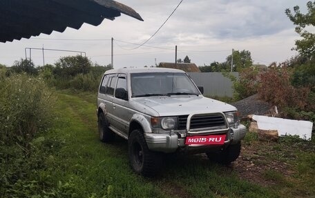 Mitsubishi Pajero III рестайлинг, 1994 год, 380 000 рублей, 15 фотография