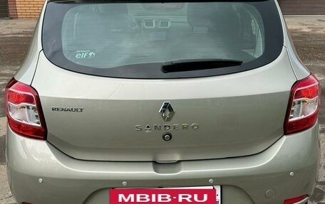 Renault Sandero II рестайлинг, 2017 год, 930 000 рублей, 2 фотография