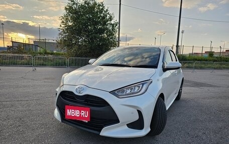 Toyota Yaris, 2020 год, 1 499 999 рублей, 5 фотография