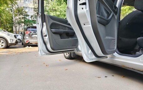 Ford Focus II рестайлинг, 2007 год, 410 000 рублей, 18 фотография