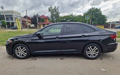 Volkswagen Jetta VII, 2019 год, 1 750 000 рублей, 2 фотография
