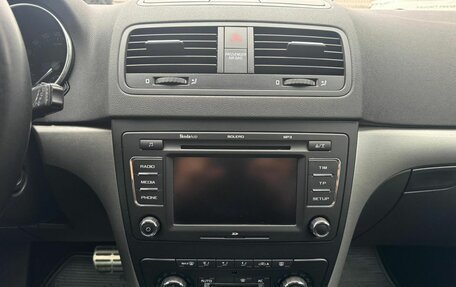 Skoda Yeti I рестайлинг, 2012 год, 1 000 000 рублей, 12 фотография