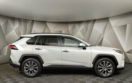 Toyota RAV4, 2021 год, 3 690 000 рублей, 6 фотография