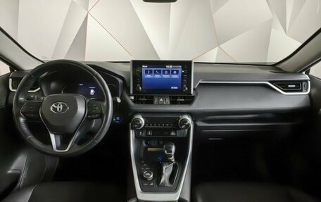 Toyota RAV4, 2021 год, 3 690 000 рублей, 10 фотография