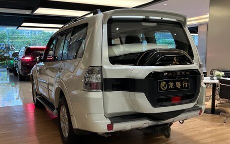 Mitsubishi Pajero IV, 2022 год, 4 281 000 рублей, 3 фотография