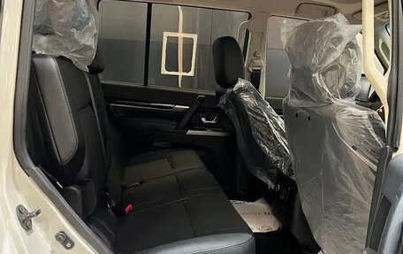 Mitsubishi Pajero IV, 2022 год, 4 281 000 рублей, 7 фотография