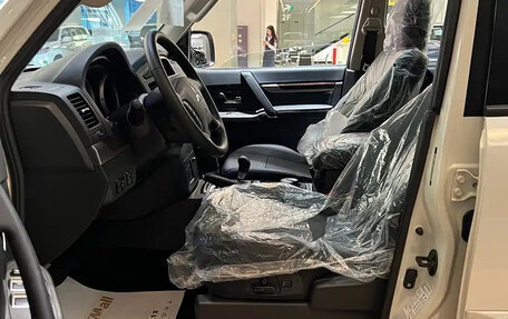 Mitsubishi Pajero IV, 2022 год, 4 281 000 рублей, 4 фотография