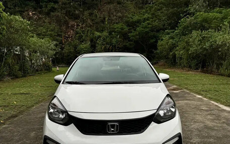 Honda Fit, 2022 год, 1 000 000 рублей, 2 фотография