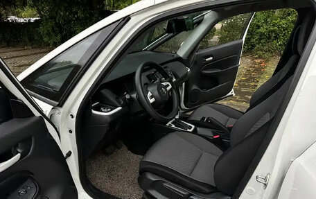 Honda Fit, 2022 год, 1 000 000 рублей, 8 фотография