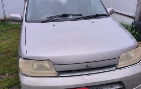 Nissan Cube II, 2002 год, 300 000 рублей, 1 фотография