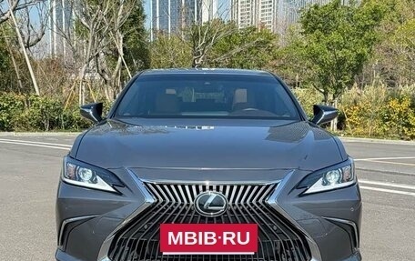 Lexus ES VII, 2021 год, 3 700 000 рублей, 2 фотография