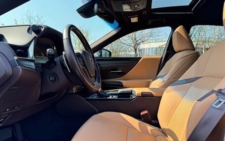 Lexus ES VII, 2021 год, 3 700 000 рублей, 9 фотография