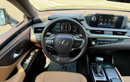 Lexus ES VII, 2021 год, 3 700 000 рублей, 12 фотография