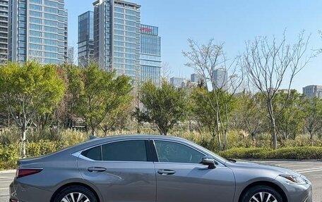 Lexus ES VII, 2021 год, 3 700 000 рублей, 8 фотография