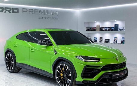 Lamborghini Urus I, 2022 год, 25 000 000 рублей, 3 фотография
