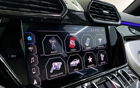 Lamborghini Urus I, 2022 год, 25 000 000 рублей, 22 фотография