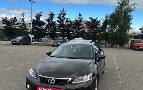Lexus CT I рестайлинг, 2011 год, 1 850 000 рублей, 2 фотография