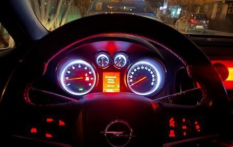 Opel Astra J, 2011 год, 750 000 рублей, 4 фотография