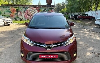 Toyota Sienna III, 2019 год, 3 240 000 рублей, 1 фотография