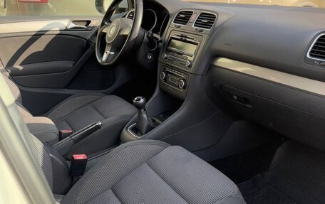 Volkswagen Golf VI, 2011 год, 650 000 рублей, 4 фотография