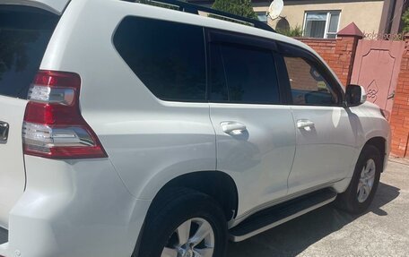 Toyota Land Cruiser Prado 150 рестайлинг 2, 2016 год, 3 500 000 рублей, 6 фотография
