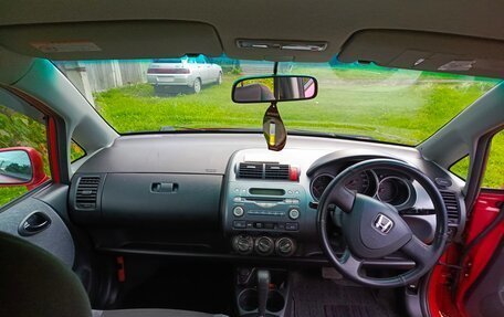 Honda Fit III, 2002 год, 380 000 рублей, 1 фотография