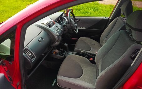 Honda Fit III, 2002 год, 380 000 рублей, 27 фотография