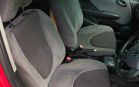 Honda Fit III, 2002 год, 380 000 рублей, 31 фотография