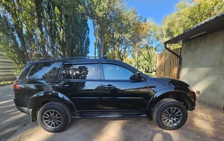 Mitsubishi Pajero Sport II рестайлинг, 2011 год, 2 200 000 рублей, 4 фотография