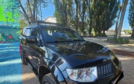 Mitsubishi Pajero Sport II рестайлинг, 2011 год, 2 200 000 рублей, 3 фотография