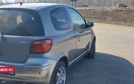 Toyota Yaris I рестайлинг, 2004 год, 300 000 рублей, 5 фотография