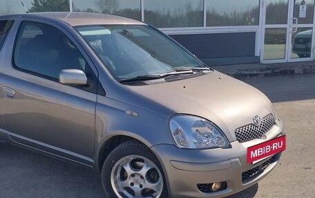 Toyota Yaris I рестайлинг, 2004 год, 300 000 рублей, 6 фотография