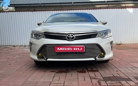 Toyota Camry, 2014 год, 2 300 000 рублей, 1 фотография