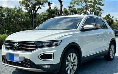 Volkswagen T-Roc I, 2022 год, 1 580 000 рублей, 1 фотография