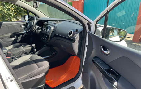 Renault Kaptur I рестайлинг, 2020 год, 1 750 000 рублей, 11 фотография