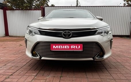 Toyota Camry, 2014 год, 2 300 000 рублей, 2 фотография