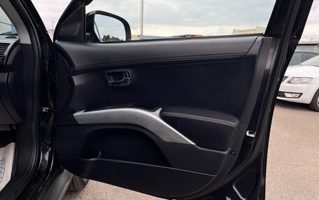 Mitsubishi Outlander III рестайлинг 3, 2010 год, 1 297 000 рублей, 18 фотография