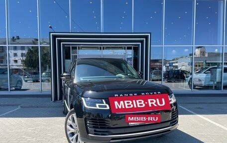 Land Rover Range Rover IV рестайлинг, 2021 год, 8 700 000 рублей, 3 фотография