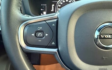 Volvo S60 III, 2021 год, 1 940 000 рублей, 10 фотография